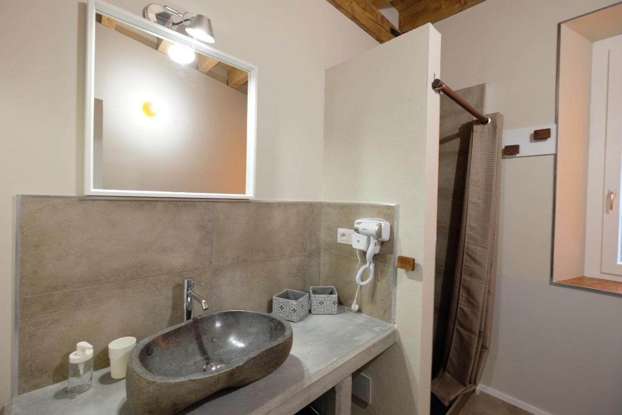 Domus Leydi Apartment Ивреа Екстериор снимка