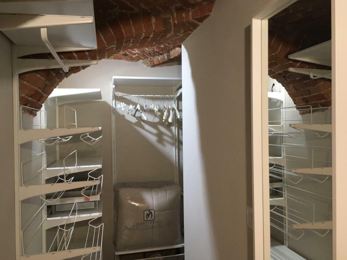 Domus Leydi Apartment Ивреа Екстериор снимка