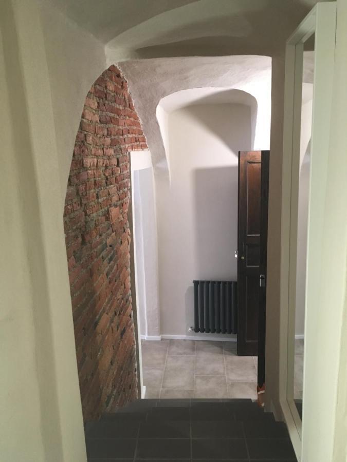 Domus Leydi Apartment Ивреа Екстериор снимка